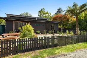 New Modern 2 Bedroom Mountain Retreat Escape - Image 4