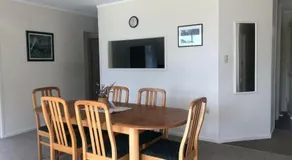 Aroha Island Eco Retreat - Image 3