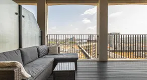 Spacious modern 1 bed Apartment. - Image 4