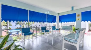 Idyllic Beachfront Condo - Image 5