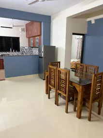 Crown imperial apartments - Image 3