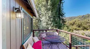 Cozy Riverview Cabin - Image 4