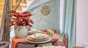 Jade - Stylish Zabbar Hideaway - Image 5