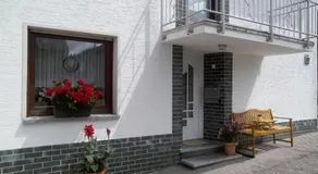 Nähe Nürburgring in Quiddelbach, Gästezimmer mit Lounge - Image 4
