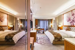 Nanting International Hotel - Image 2