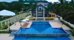 Jamins Hotel - Image 2