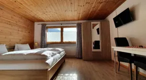 Hotel Suretta - Image 2
