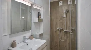 DINLUX Apartment - Image 2