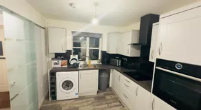 Comfortable Double Rooms in a Beautiful House - Image 5