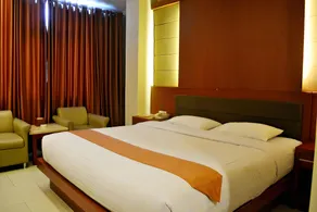 Arinas Hotel - Image 3