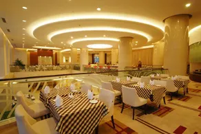 Tianrui Business Hotel - Image 4