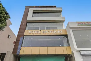 Townhouse Hotel Spotlight - Image 1