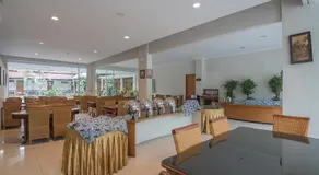 Hotel Yehezkiel Surapati Mitra RedDoorz - Image 3