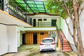 RedDoorz @ Lumina Stay Lembang - Image 4