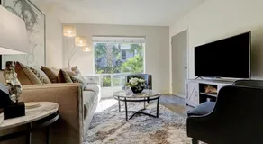 Perfect Perk Marquee Uptown Unit 121 Galleria 2br 2ba - Image 2