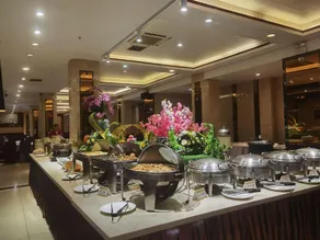 Guilin Jin Yi Holiday Hotel - Image 4