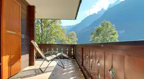 Renovated Flat Next to Cable Car - Image 3