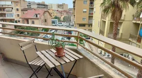 Apartment with private parking spot in Oristano's city center - Image 4
