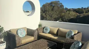 XQ Collection La Casa De Frida - Modern Studio with Balcony - Image 5