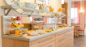 Hotel Peterhof - Image 3