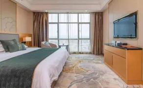 Yiyuan Times Hotel (Qiandong West Station Branch) - Image 2