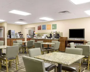 Comfort Inn Bismarck - Image 5