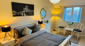 Large Room Near City Centre - Image 2