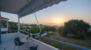 Dimitra Apartment Hotel - Image 4