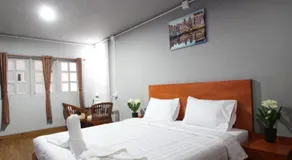 Aladdin Guest House - Image 2