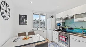 Big 1 Bedroom Apartment near Airport & City Center - Image 3