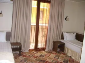 Hotel La Roka - Image 4