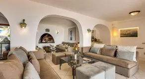 Sabaudia Beachfront Luxury Design Villa - Image 4