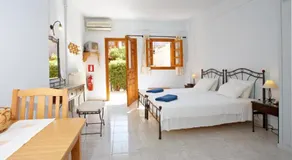 Anniska Hotel - Image 2