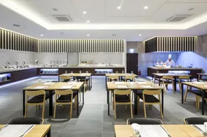 Hotel Theborn Jeju - Image 3