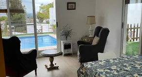 Chalet mit privatem Pool, Grill und Garten - Image 2