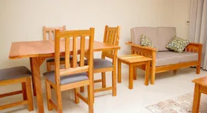 R Executive Apartments - Image 5