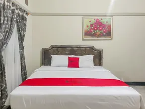 RedDoorz Syariah at Bumi Eyang Enin Homestay Tasikmalaya - Image 2