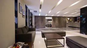 Royal Guest Hotel - Image 2