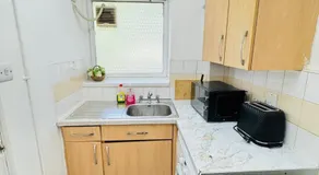Fantastic Studio flat in great location - Image 4