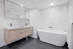 Coastal Luxe - Diamond Beach 168 - Image 2