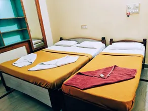 Hotel Varsha Hampi - Image 3