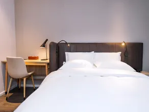 Hanting Premium Hotel Chengdu Chunxi Taikoo Li New Store - Image 3