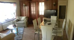 Apartament z ogrodem - Wiejska Chata - Image 2