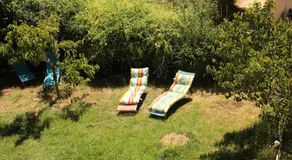 Proche Sanary et plage, grand appartement lumineux dans villa privée, 3 CH avec terrasse et jardin , climatisé SIX FOURS LES PLAGES 300m de la mer - Image 4