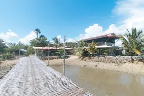 Riannes Beach Resort by RedDoorz - Image 3