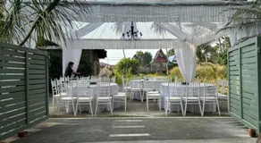 The Lumber with Private Pool - Image 3