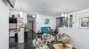 Marine Lux apartments - Image 4