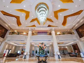 Galactic Garden International Hotel - Image 2