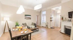 Downtown Heart Suite with 2 baths AC and Free Parking - Image 3