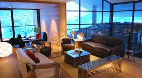 Mineral Lodge, una joya arquitectónica en el corazón de los Alpes franceses - Image 2